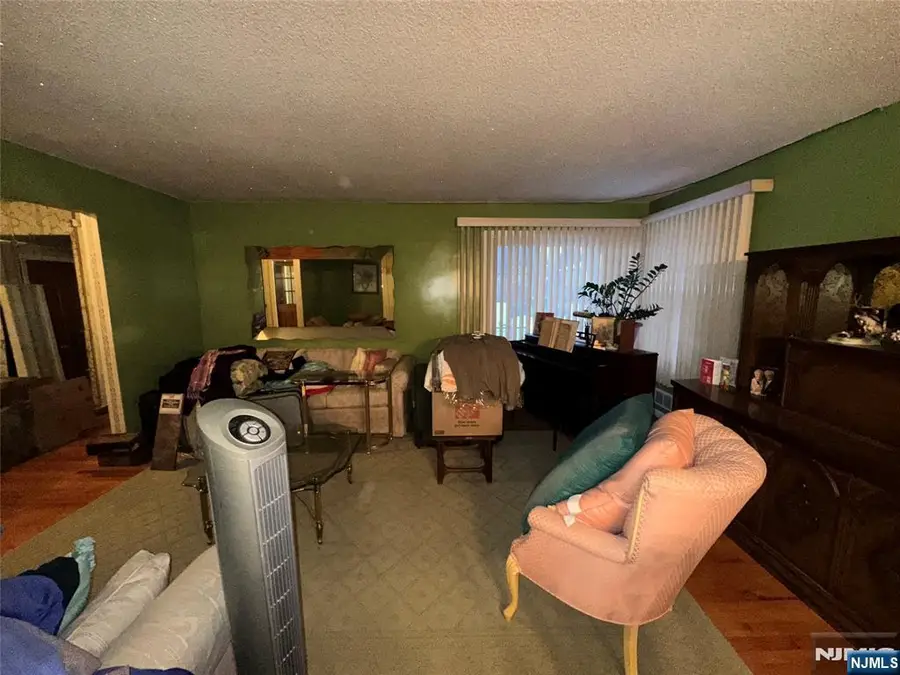 250 Stuyvesant Road, Teaneck, NJ 07666 - Image #3