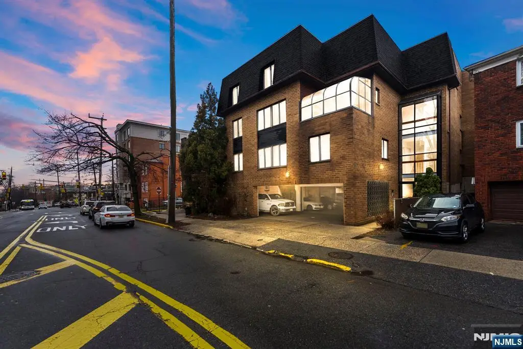 319 Gorge Road 5, Cliffside Park, NJ 07010 - #1