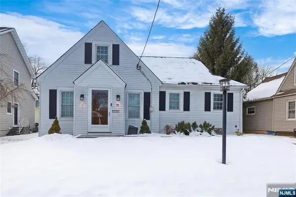 15 Godfrey Avenue, Roseland, NJ 07068