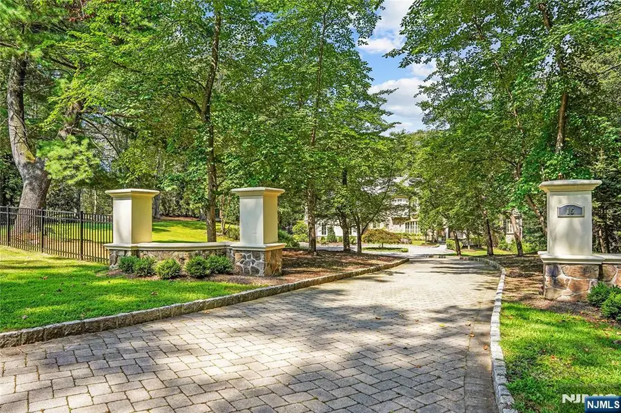 15 N Church Road, Saddle River, NJ 07458 - #2