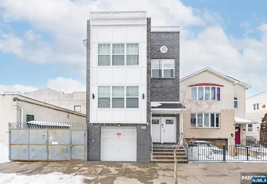486 4th Street, Newark, NJ 07107 - #2