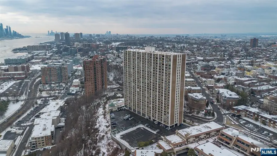 250 Gorge Road 8J, Cliffside Park, NJ 07010 - #2