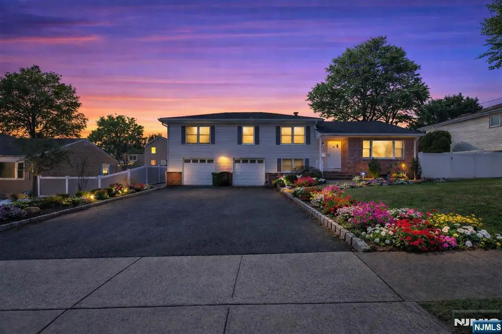 206 Harwood Place, Paramus, NJ 07652 - #1