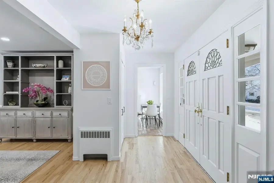 55 Somerset Drive, Woodcliff Lake, NJ 07677 - #3