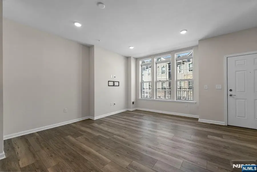 34 Arnold Drive, Wood Ridge, NJ 07075 - Image #3