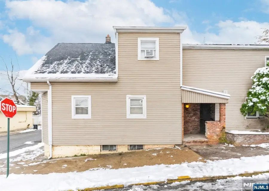 16 Murray Avenue, Paterson, NJ 07501 - #3
