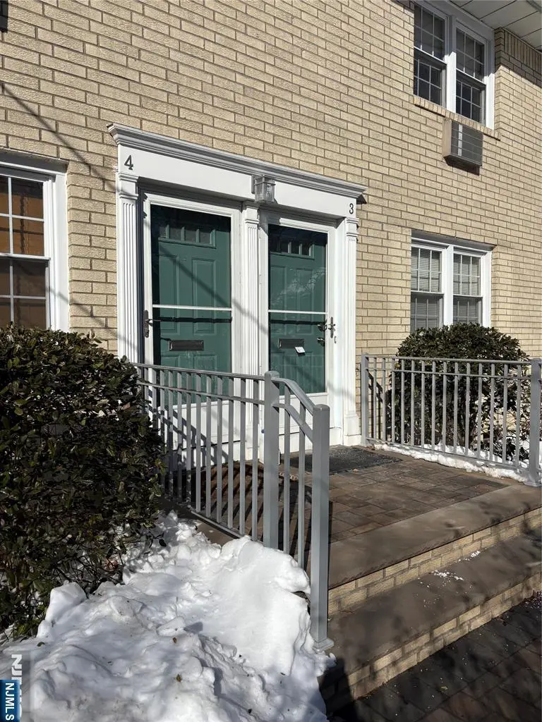 470 Valley Road C003A, Montclair, NJ 07043 - Image #2