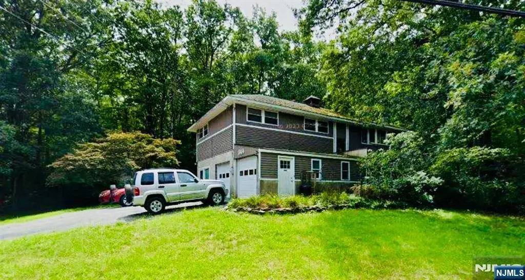 344 Union Avenue, Bloomingdale, NJ 07403 - Image #1