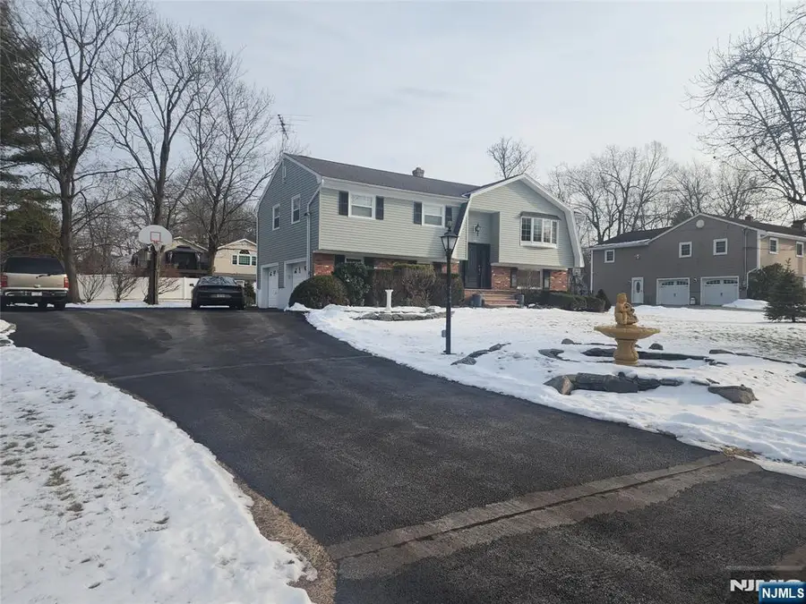 3 Harold Mathews Jr Court, Butler, NJ 07405 - #2