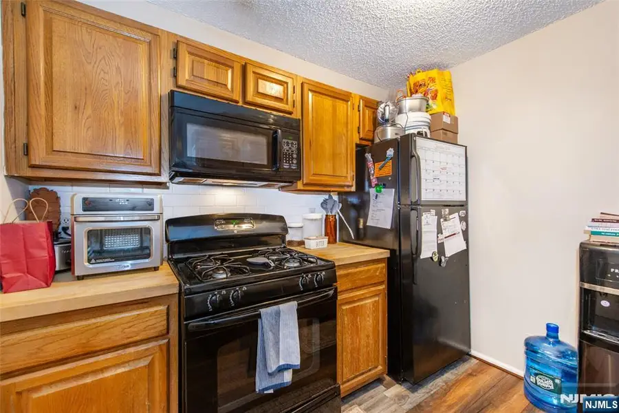 1206 Sycamore Lane, Mahwah, NJ 07430 - #3