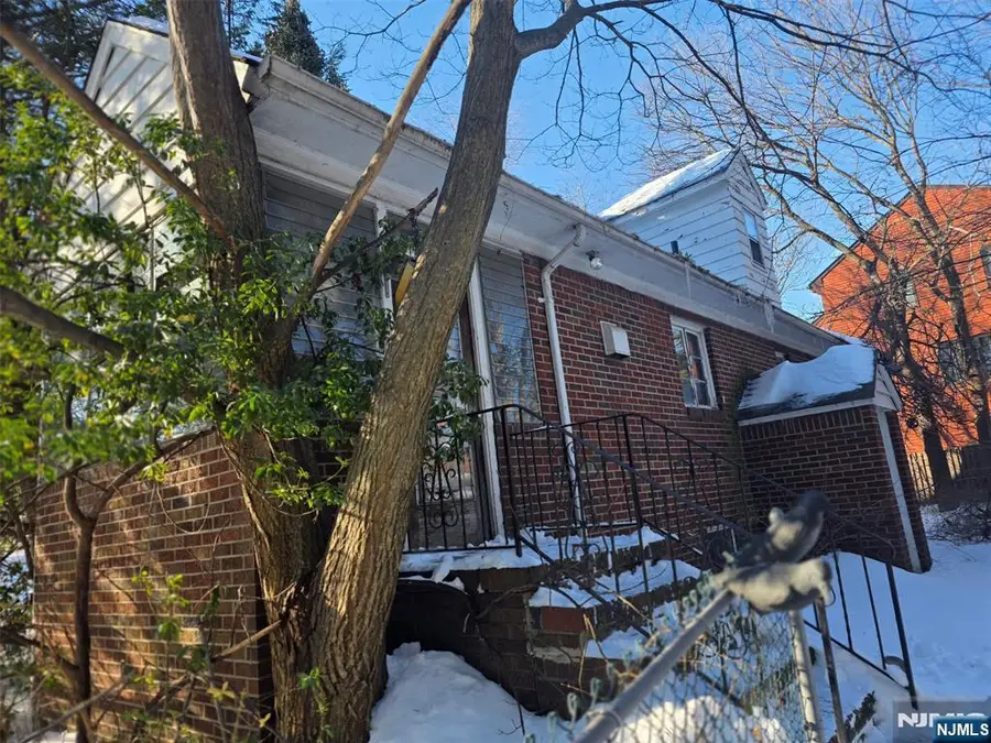 21 Sampson Street, Saddle Brook, NJ 07663 - #3