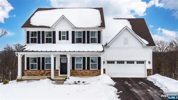 37 N Esposito Lane, Roxbury Township, NJ 07850