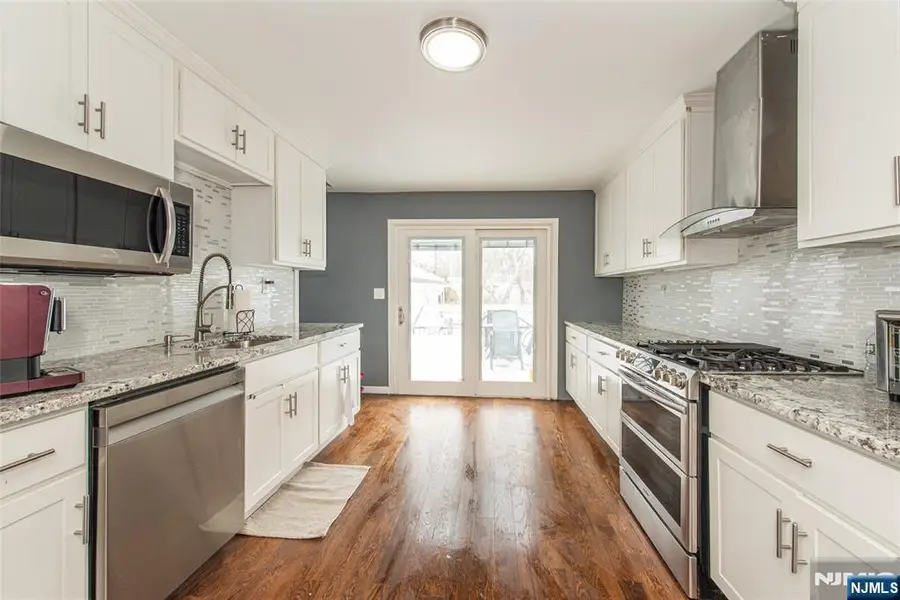 204 E Lindsley, Cedar Grove, NJ 07009 - #3