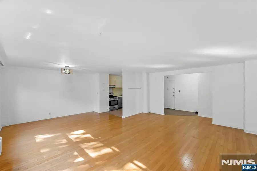 2348 Linwood Avenue 1K, Fort Lee, NJ 07024 - #3