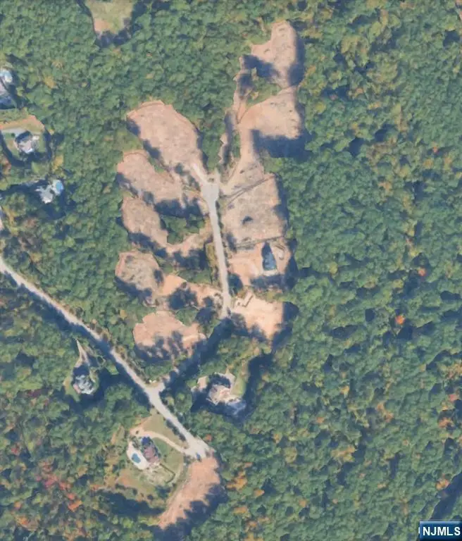 8 Bristol Ridge Road, Boonton Township, NJ 07005 - #1