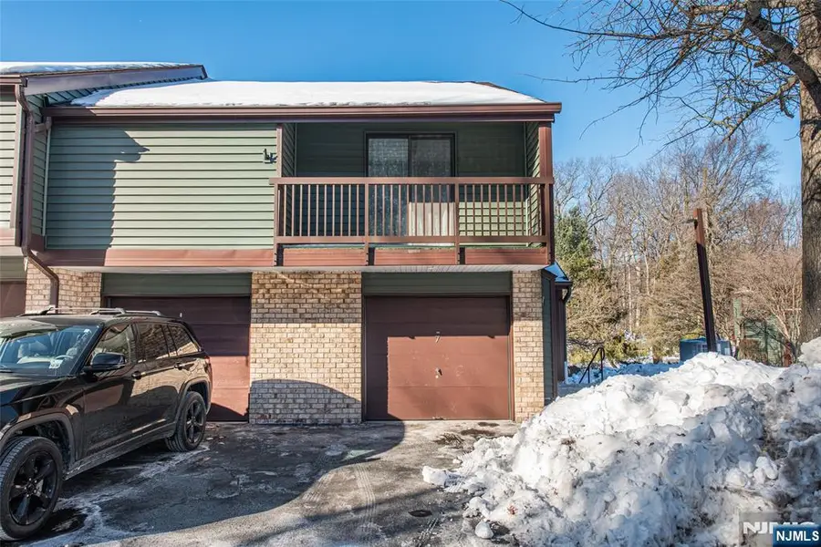 7 Summit, Clinton, NJ 08801 - #2