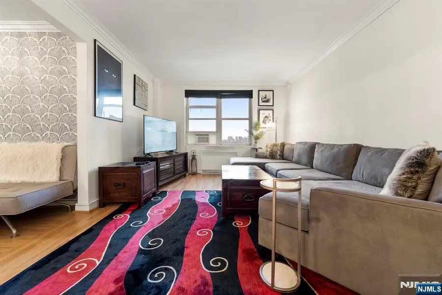 8450 Boulevard E 1H, North Bergen, NJ 07047 - #2