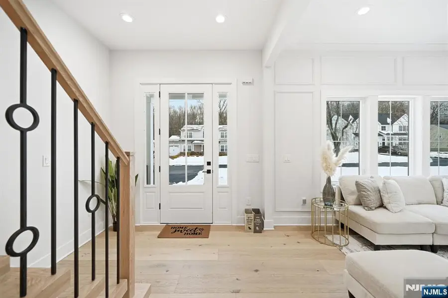 11 Hawthorne Drive, Livingston, NJ 07039 - #2