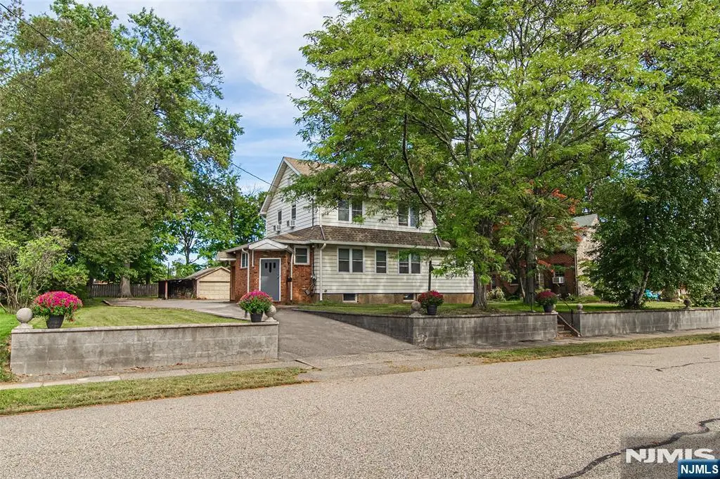 10 Tilley Avenue, Pequannock, NJ 07444 - #1