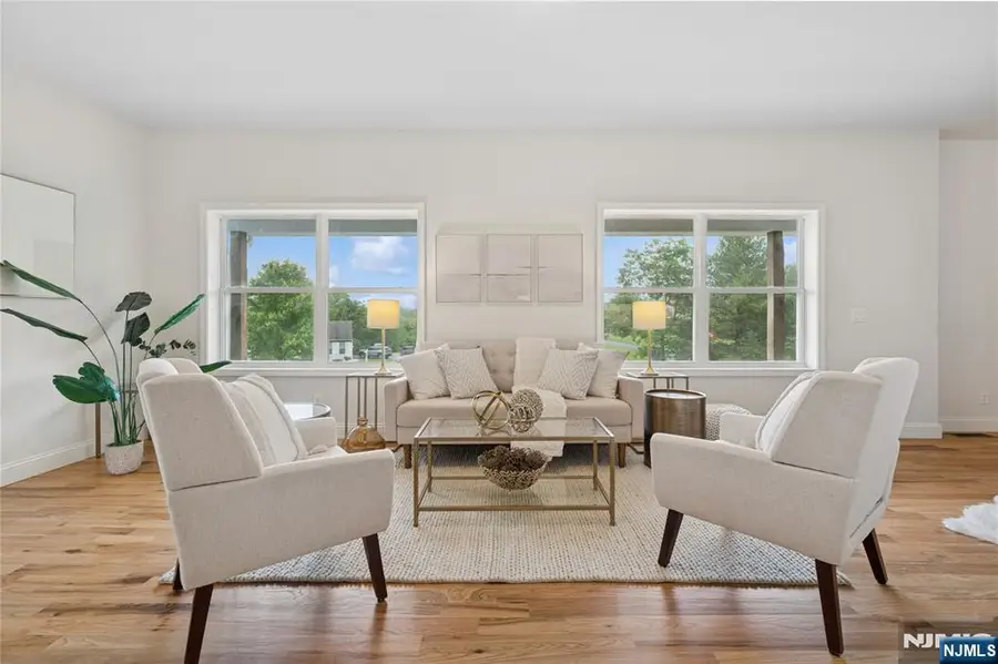 4 Sterling Drive, Sussex, NJ 07461 - Image #2