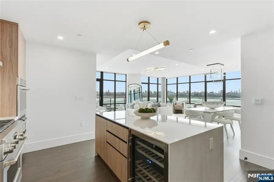 8701 Churchill Road 1401, North Bergen, NJ 07047 - #2