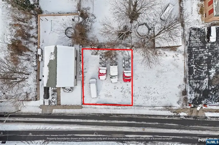 27 Oakwood Avenue, Orange, NJ 07050 - Image #2