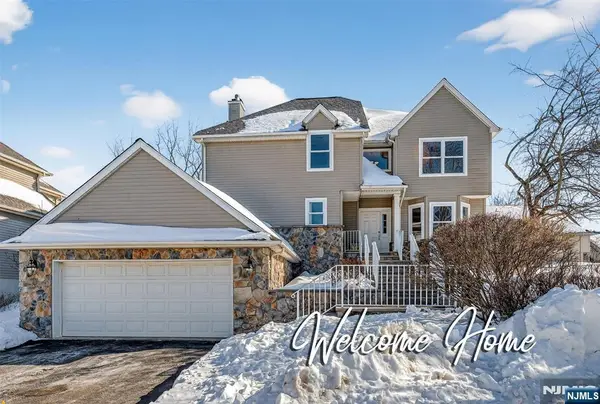 5 Witherwood Drive, Hardyston, NJ 07419