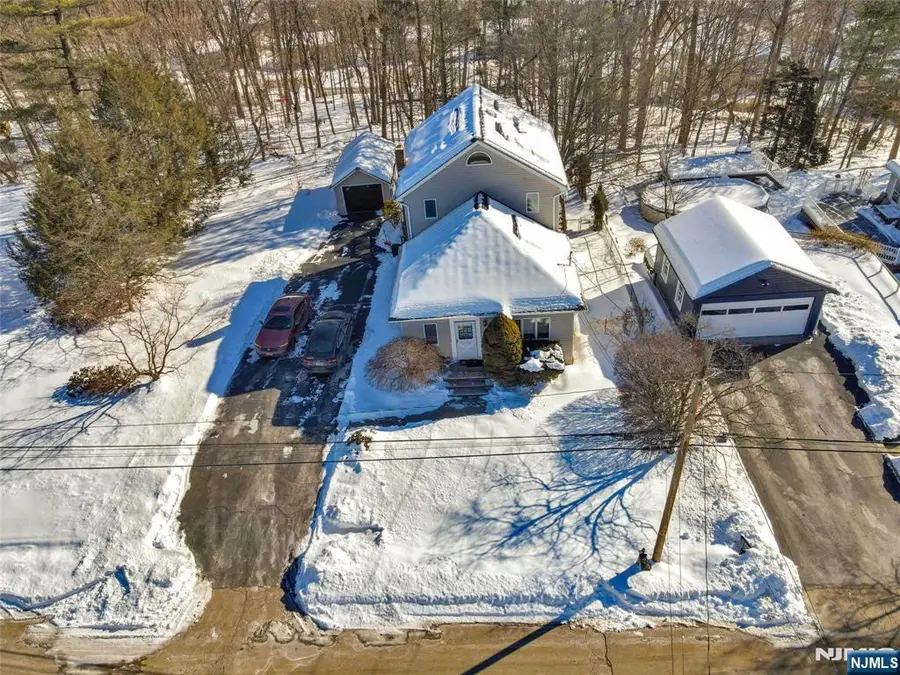 20 Center Street, Butler, NJ 07405 - #2