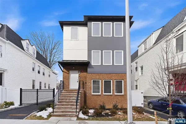 263 19th Street, East Orange, NJ 07017