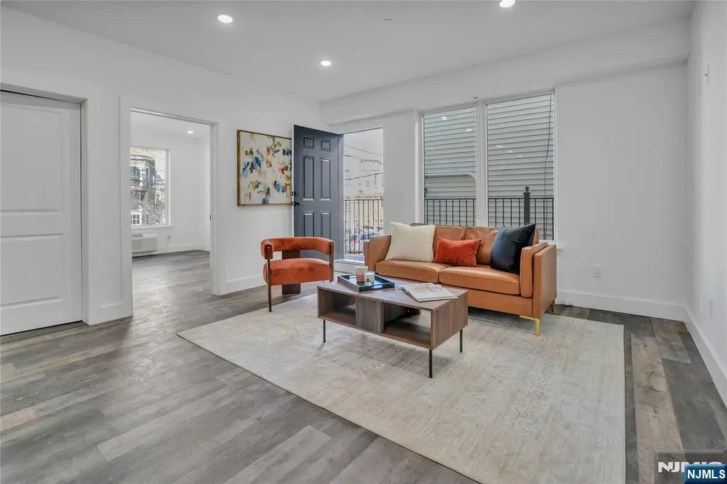 521 10th Street B1, Union City, NJ 07087 - #1