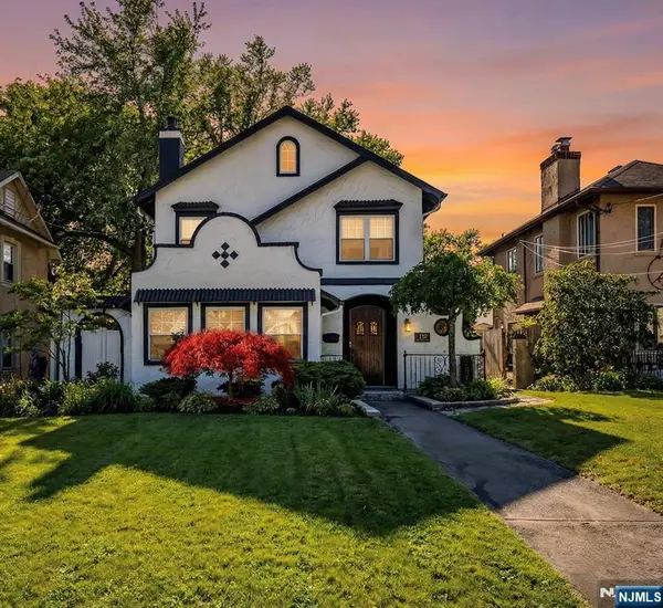 29 Martin Terrace, Hackensack, NJ 07601