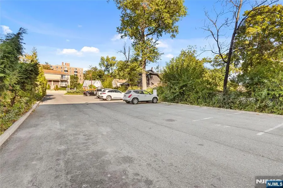 10 Orchard Street 1C, Hackensack, NJ 07601 - #3