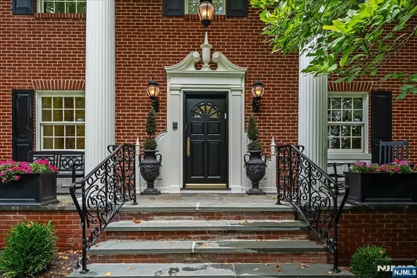 294 Oakwood Road, Englewood, NJ 07631