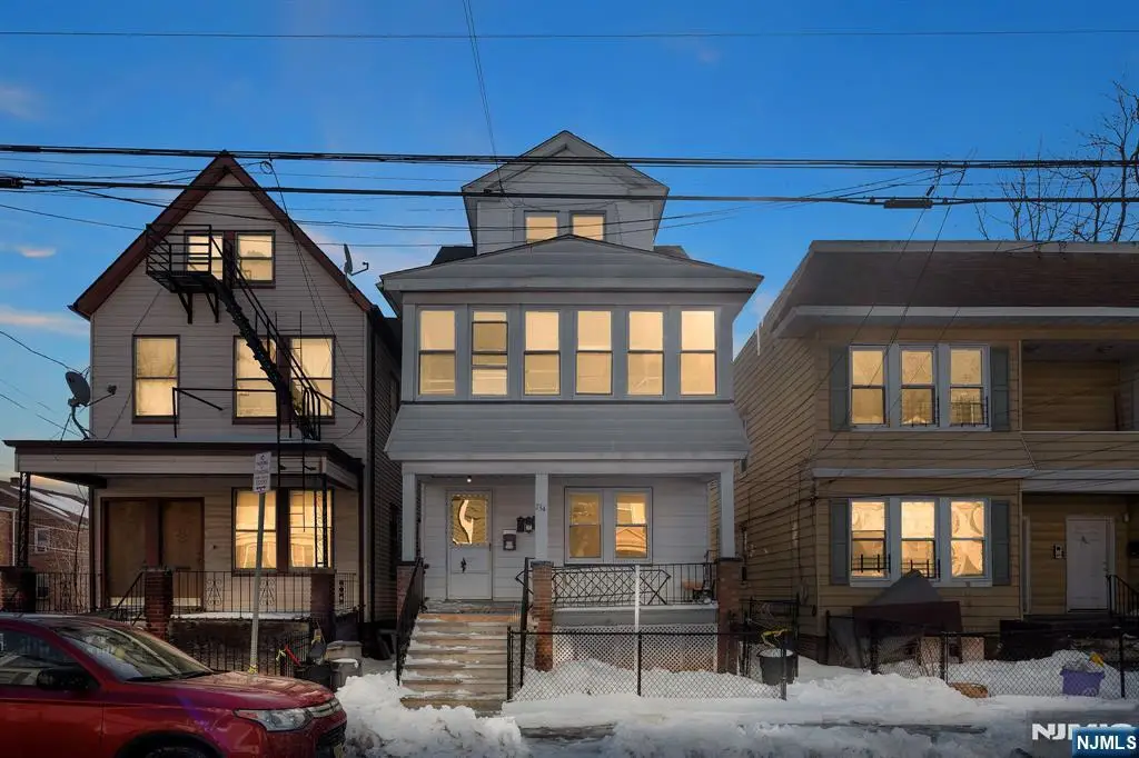 134 Dewey, Newark, NJ 07112 - #1