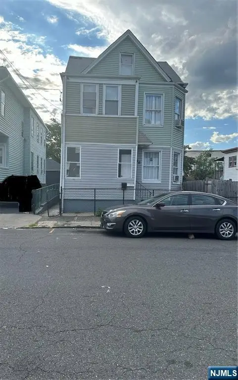 466 25th Street, Paterson, NJ 07514