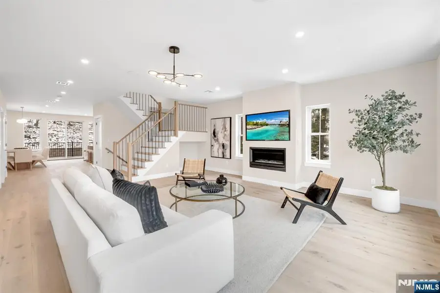 188 Broadway 5, Woodcliff Lake, NJ 07677 - #3