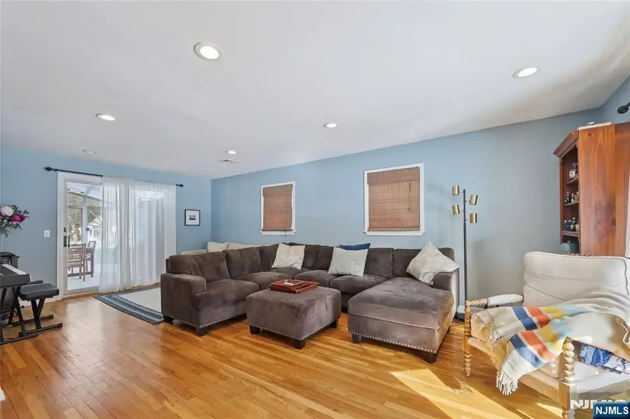 363 Vesta Court, Ridgewood, NJ 07450 - #3