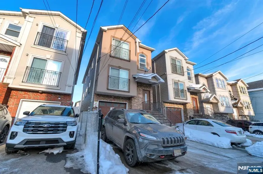 327 Park Street, Elizabeth, NJ 07206 - #3