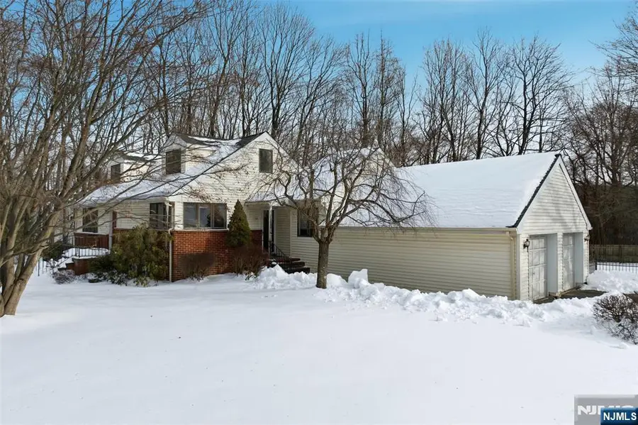 46 Hanover Avenue, Randolph, NJ 07869 - Image #2