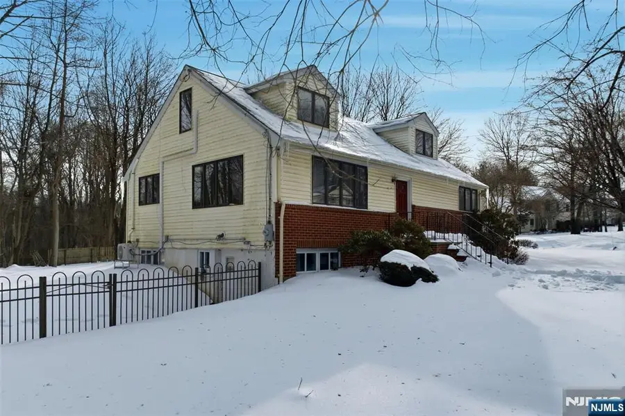 46 Hanover Avenue, Randolph, NJ 07869 - Image #3