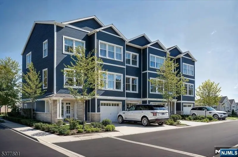 192 Canterbury Avenue, North Arlington, NJ 07031 - Image #1