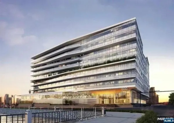 800 Ave At Port Imperial 323, Weehawken, NJ 07086