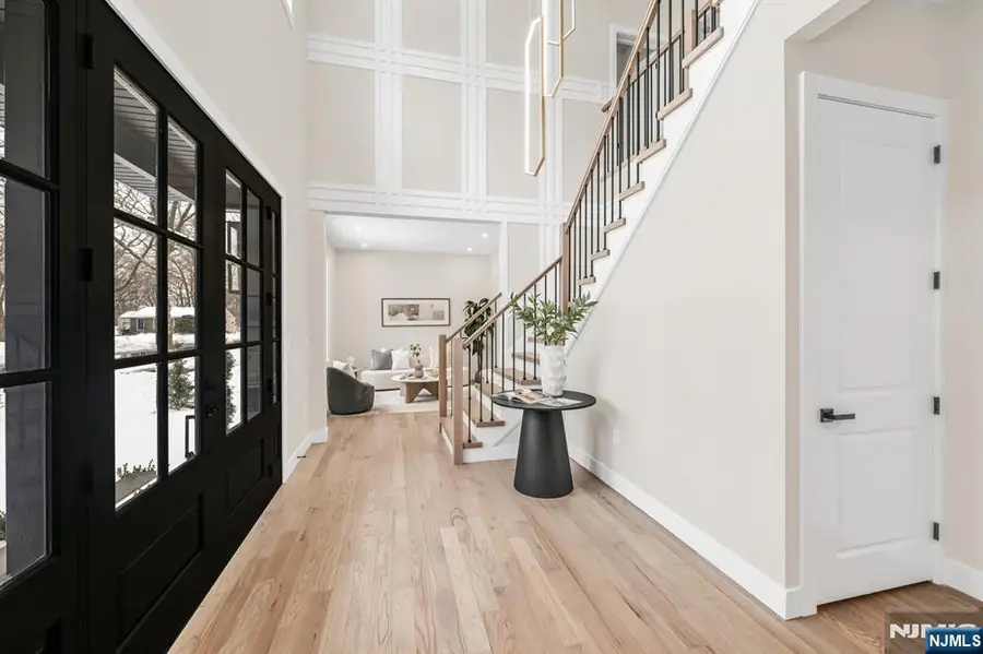 623 Alberta Drive, Paramus, NJ 07652 - #3