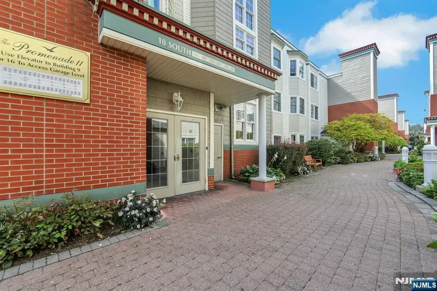 155 The Promenade, Edgewater, NJ 07020 - #3