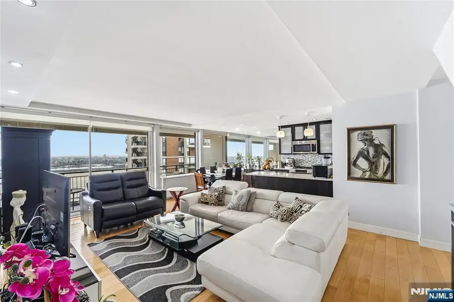 2 Horizon Road 1205, Fort Lee, NJ 07024 - #3