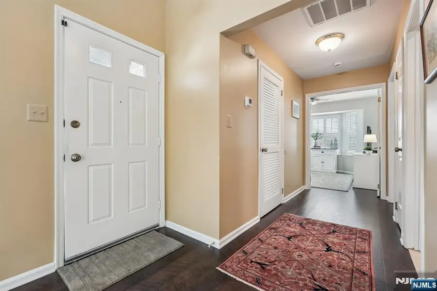 79 Konight Court 79, Mahwah, NJ 07430 - #2