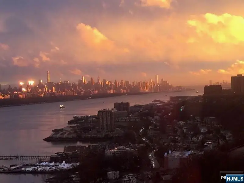 200 Old Palisade Road 18D, Fort Lee, NJ 07024 - #1