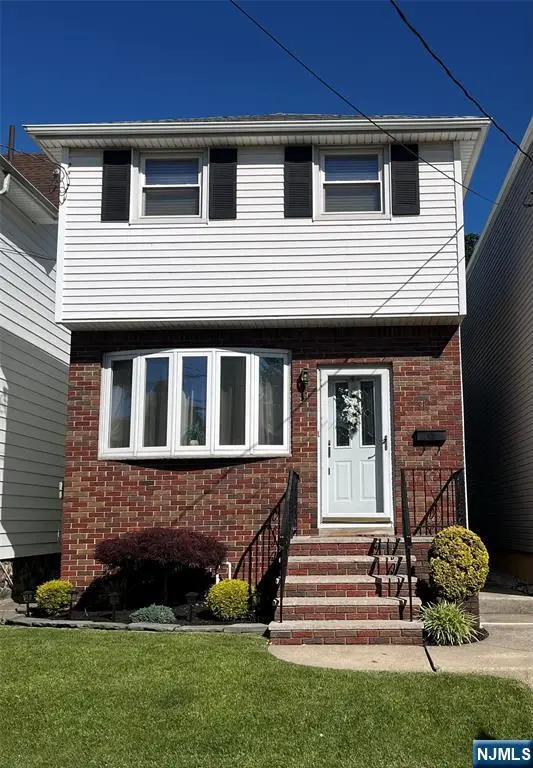 511 Hickory Street, Kearny, NJ 07032