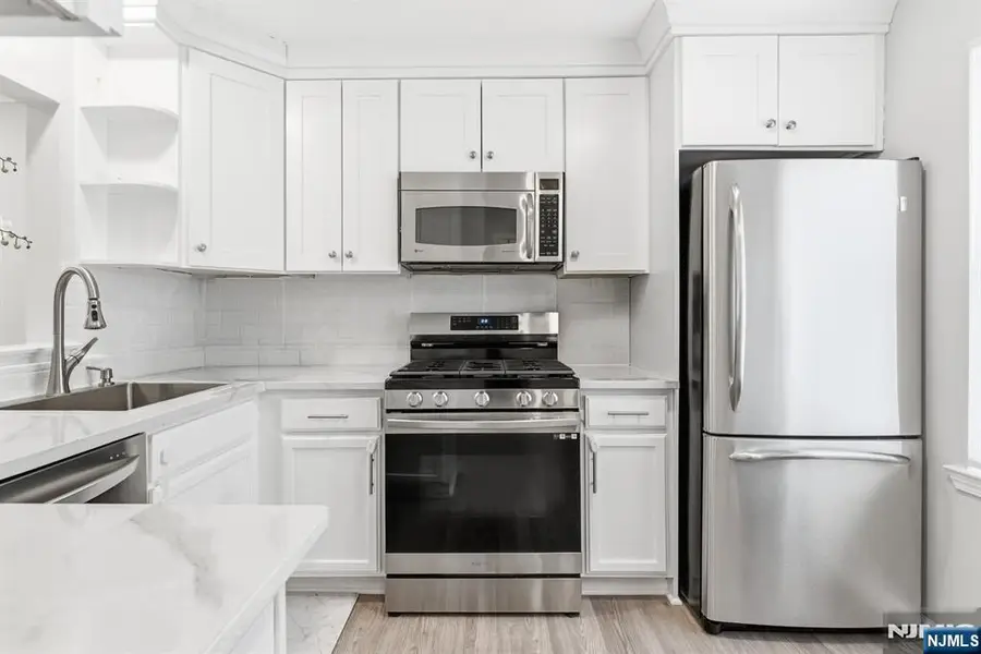 107 Adamecs Way 7, South Amboy, NJ 08879 - Image #3