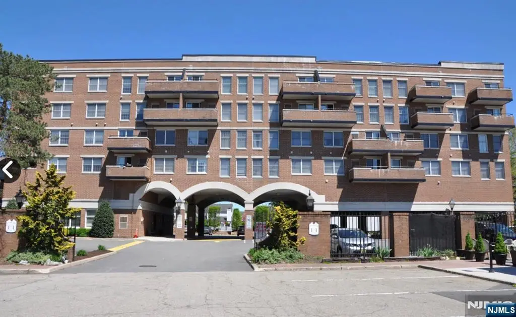 12 Iron Forge Square 12, Pompton Lakes, NJ 07442 - #1